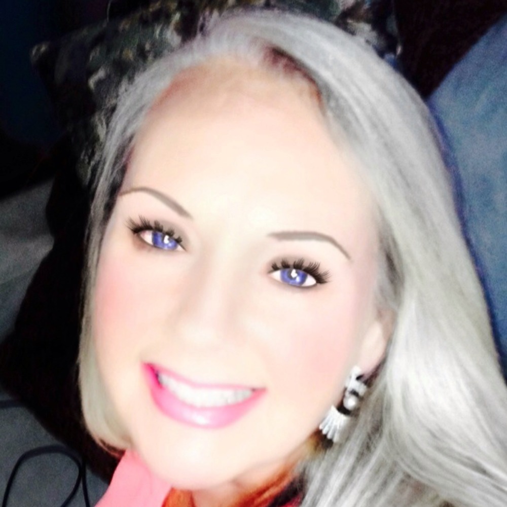 Meet your Posher, Renea
